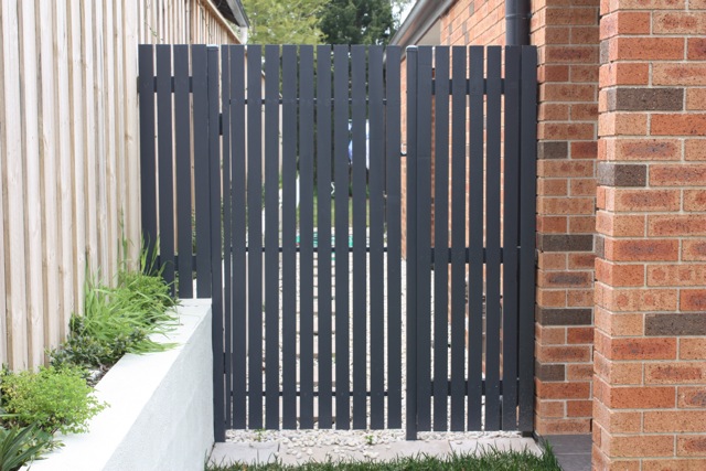 Timber Gate 1